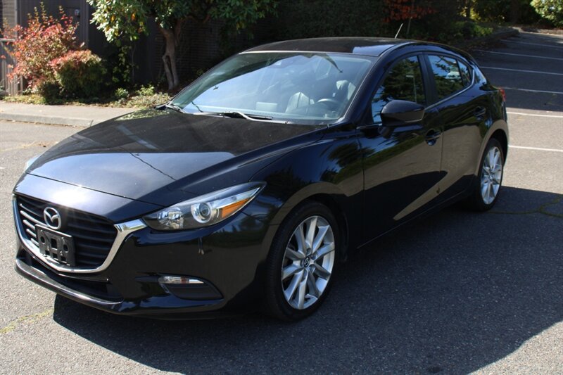 Used 2017 MAZDA MAZDA3 Touring FWD image 1