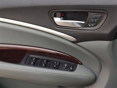 Used 2015 Acura MDX FWD w/ Technology Package image 41