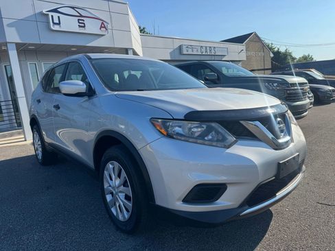 Used 2016 Nissan Rogue S AWD/4WD image 3