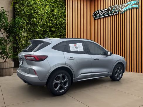 Used 2023 Ford Escape ST-Line AWD/4WD image 30