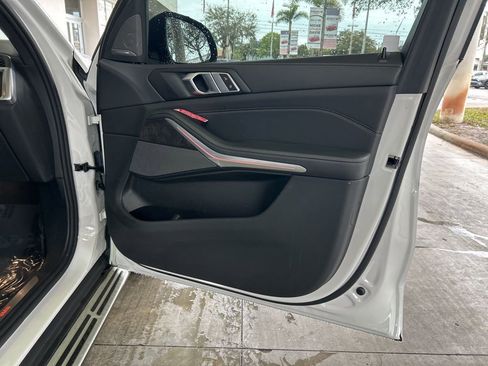 Used 2024 BMW X5 xDrive40i image 28