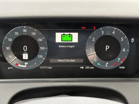 New 2026 Land Rover Range Rover Velar Dynamic SE AWD/4WD image 19