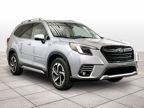 Used 2022 Subaru Forester Touring w/ Popular Package #3 AWD/4WD image 2