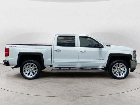 Used 2017 Chevrolet Silverado 1500 LT w/ All Star Edition AWD/4WD image 4
