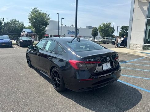 Used 2023 Honda Civic Sport image 6