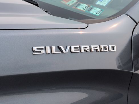 Certified 2021 Chevrolet Silverado 1500 LTZ w/ LTZ Convenience Package II AWD/4WD image 32