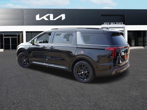New 2027 Kia Carnival SX w/ Dark Edition Package FWD image 5