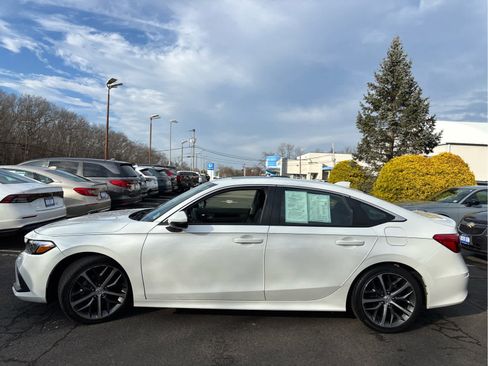 Certified 2023 Honda Civic Touring image 5