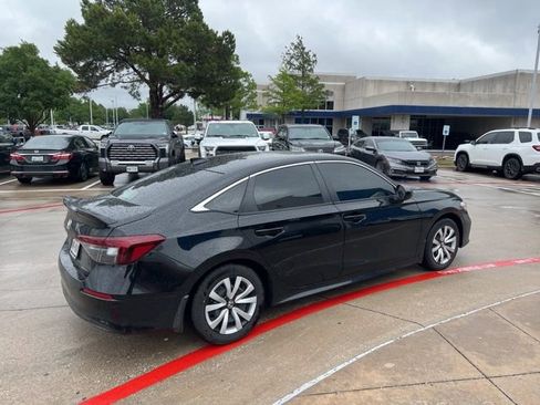 Used 2025 Honda Civic LX image 6