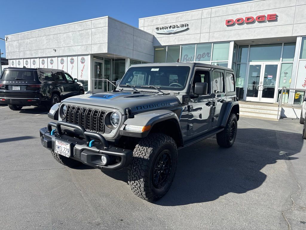 Used 2023 Jeep Wrangler Unlimited Rubicon 4xe AWD/4WD image 3
