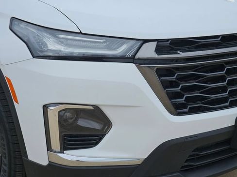 Used 2023 Chevrolet Traverse RS AWD/4WD image 10