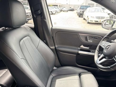 Used 2021 Mercedes-Benz GLA 250 image 10