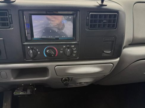 Used 2003 Ford F250 XLT AWD/4WD image 20
