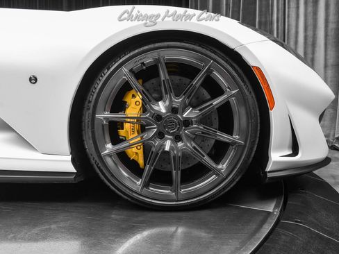 Used 2021 Ferrari 812 Superfast RWD image 51
