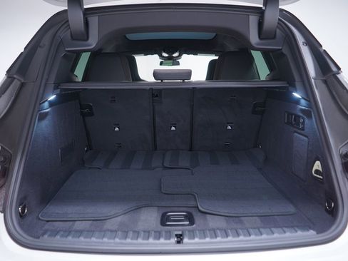 Used 2026 BMW iX xDrive60 w/ M Sport Package image 21