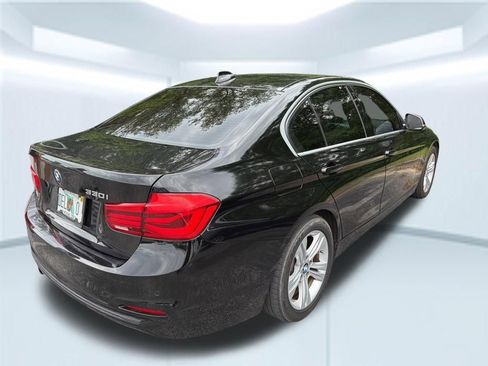 Used 2017 BMW 330i Sedan RWD image 8