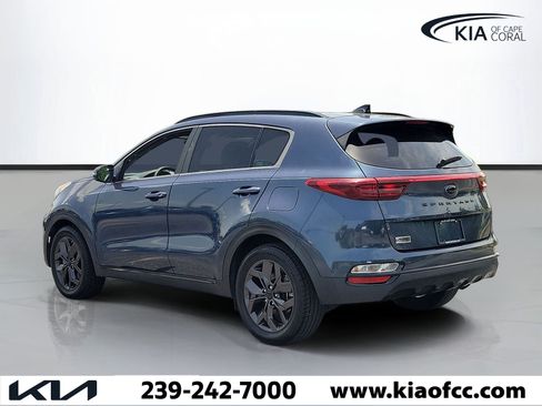 Certified 2022 Kia Sportage Nightfall Edition FWD image 4