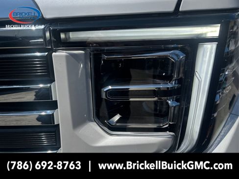 New 2025 GMC Sierra 1500 SLT w/ SLT Convenience Package image 13