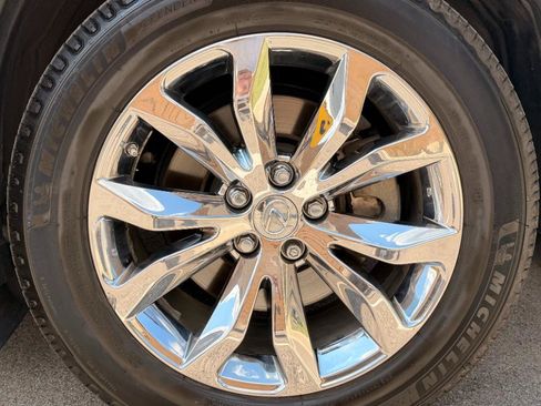 Used 2015 Lexus NX 300h AWD w/ Premium Package image 22
