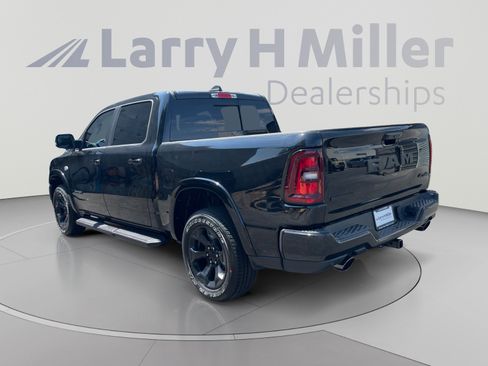 New 2026 RAM 1500 Big Horn AWD/4WD image 3