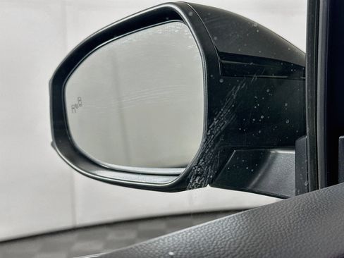 Used 2024 Toyota Prius LE FWD image 16
