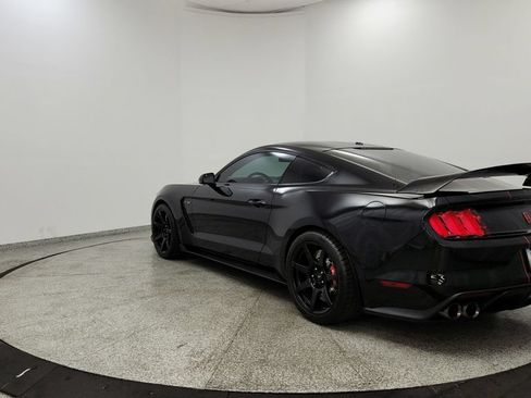 Used 2017 Ford Mustang Shelby GT350R w/ GT350R Equipment Group 920A RWD image 3