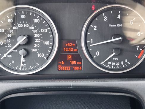 Used 2013 BMW X5 xDrive50i AWD/4WD image 9