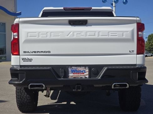 Used 2022 Chevrolet Silverado 1500 LT Trail Boss image 19