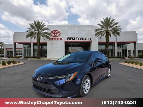 Certified 2024 Toyota Corolla LE FWD image 1