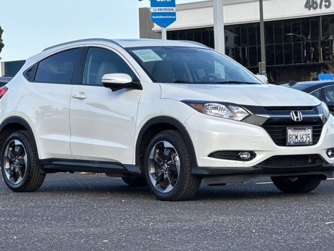 Used 2018 Honda HR-V EX-L image 6