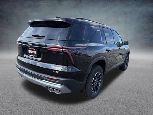 New 2026 Chevrolet Traverse Z71 w/ Enhanced Driving Package AWD/4WD image 7