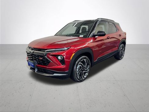 Used 2024 Chevrolet TrailBlazer RS AWD/4WD image 2
