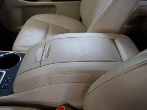 Used 2015 Toyota Highlander XLE image 24