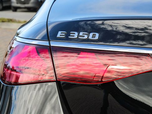 New 2026 Mercedes-Benz E 350 4MATIC Sedan image 9