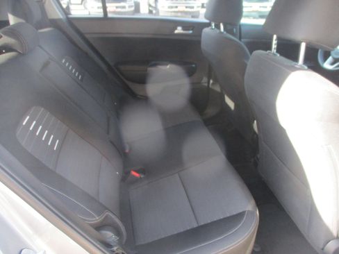 Used 2021 Kia Sportage LX w/ LX Fwd Popular Package image 8