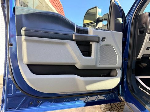 Used 2022 Ford F250 Limited image 17