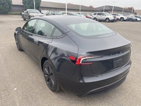 Used 2025 Tesla Model 3 Long Range image 7