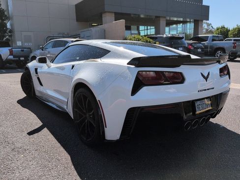 Used 2019 Chevrolet Corvette Grand Sport w/ Carbon Flash Badge Package RWD image 6