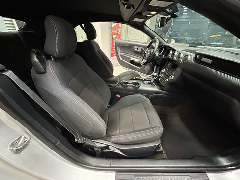 Used 2016 Ford Mustang Convertible w/ Equipment Group 051A RWD image 35