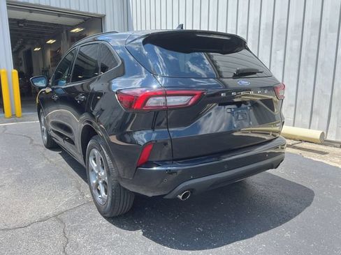 Used 2023 Ford Escape ST-Line w/ Tech Pack #1 AWD/4WD image 6