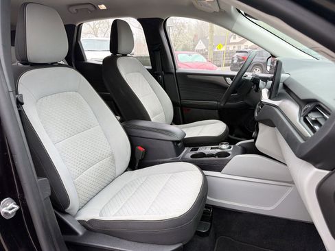 Used 2023 Ford Escape Active w/ Tech Pack #2 AWD/4WD image 28