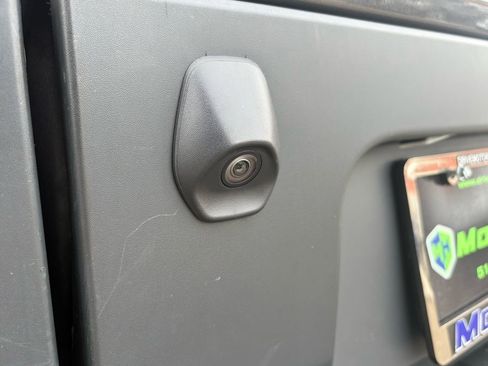 Used 2017 Ford Transit 250 130 Low Roof image 42