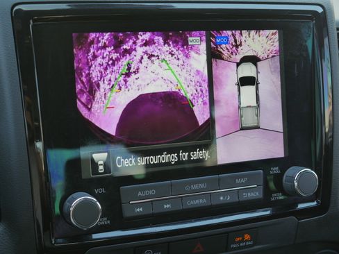 Certified 2023 Nissan Frontier PRO-4X w/ Pro Convenience Package image 11