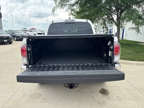 Used 2023 Toyota Tacoma TRD Off-Road w/ Black Out Package (TMS) AWD/4WD image 21