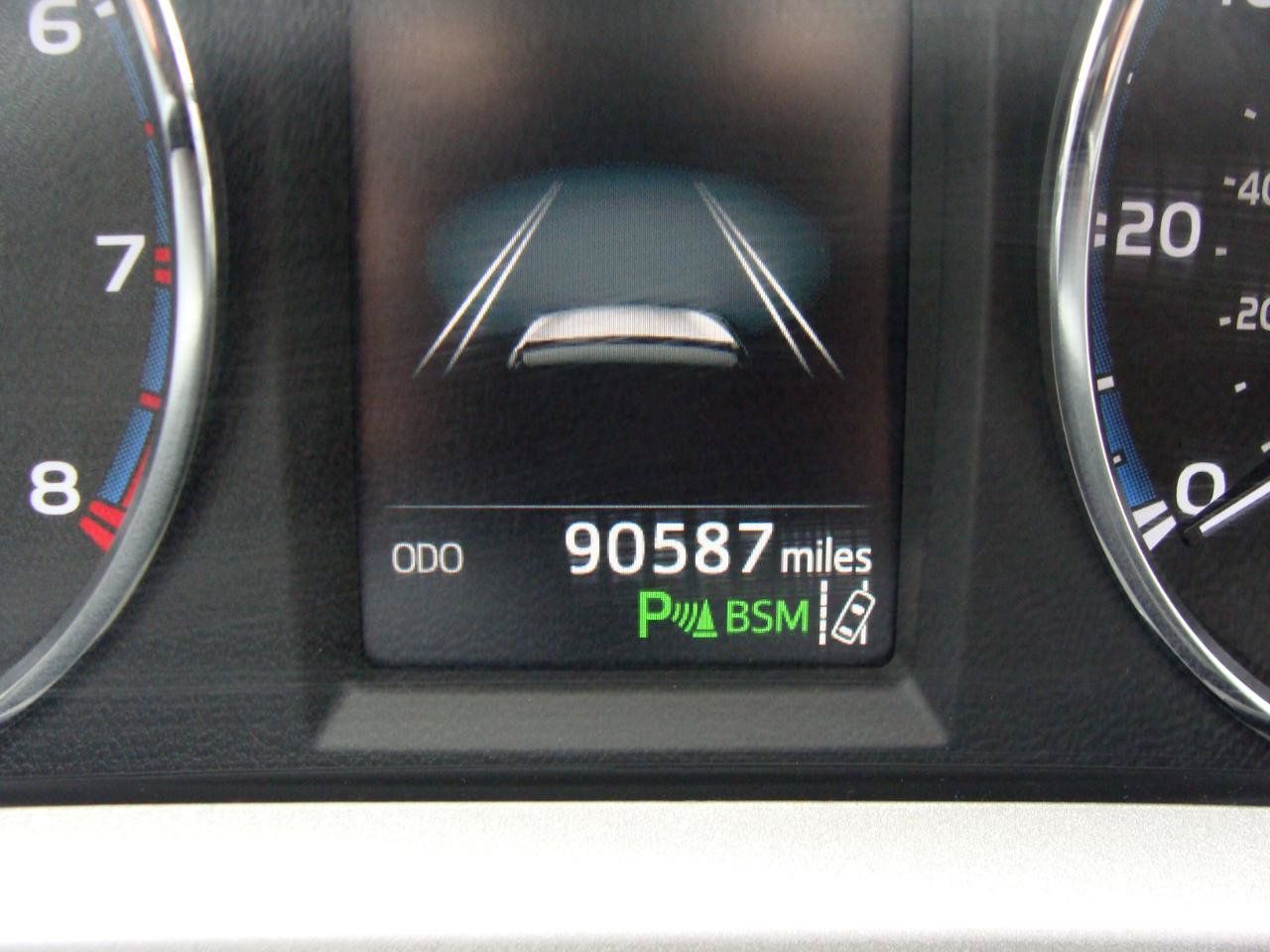 Used 2016 Toyota RAV4 Limited AWD/4WD image 13