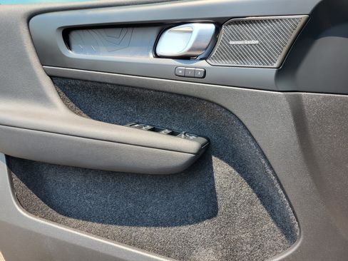Certified 2023 Volvo XC40 Recharge Ultimate w/ Protection Package Premier AWD/4WD image 20
