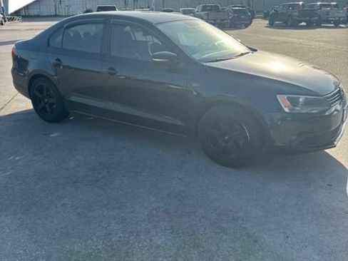 Used 2014 Volkswagen Jetta SE FWD image 4