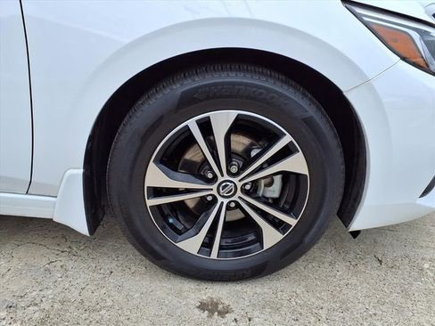 Used 2023 Nissan Sentra SV FWD image 9