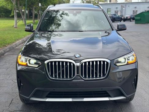 Used 2022 BMW X3 xDrive30i AWD/4WD image 3