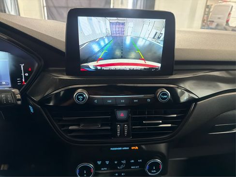 Used 2023 Ford Escape ST-Line FWD image 28